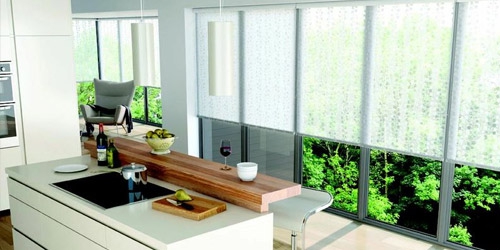 add-style-to-your-windows-with-roller-blinds-2