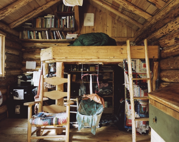 Small One Room Cabin Interiors