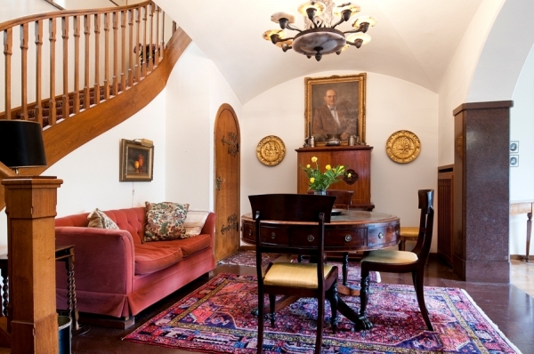 classic-house-design-2
