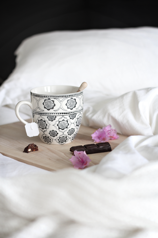 Feminine black & white bedroom