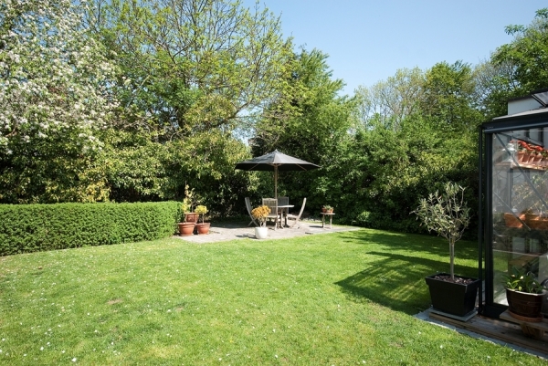 modern-home-in-the-park-26