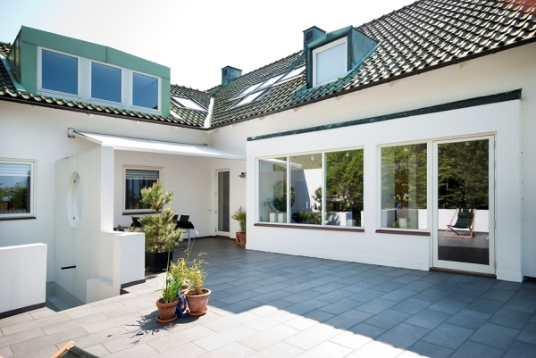 modern-home-in-the-park-27