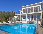 Beautiful house on the coast (14)