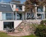 Contemporary 3-storey house (19)