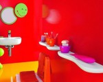 Happy colors in the kid’s bathroom