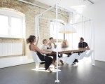 The amusing Swing Table