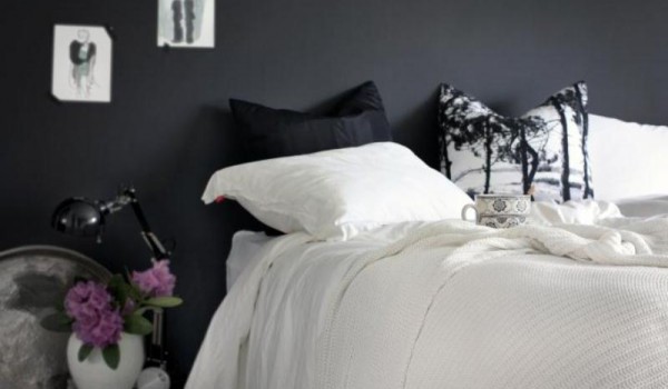 Feminine black & white bedroom