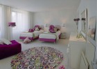 White interior design of the Kensington House (15)