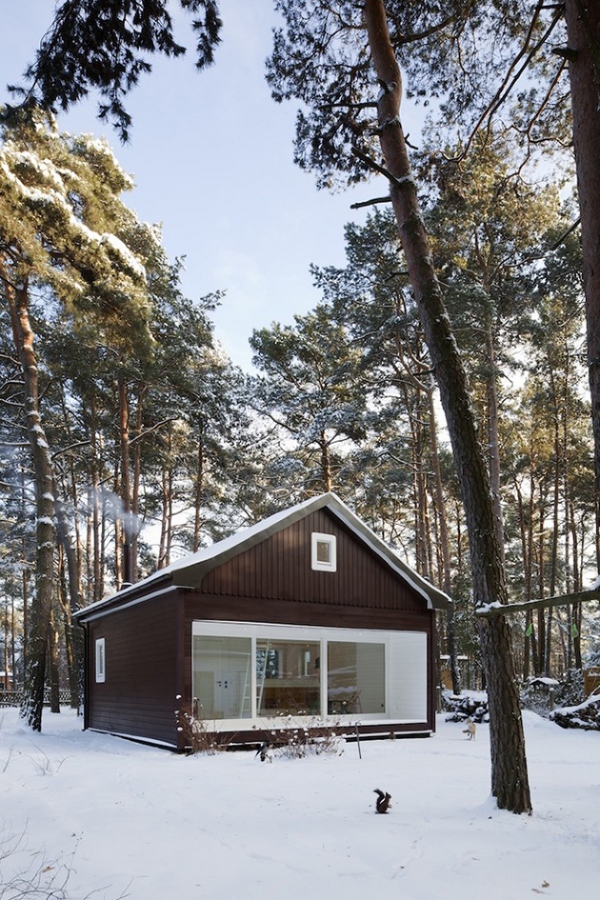 A-Gorgeous-Forest-Cottage-In-Berlin-7