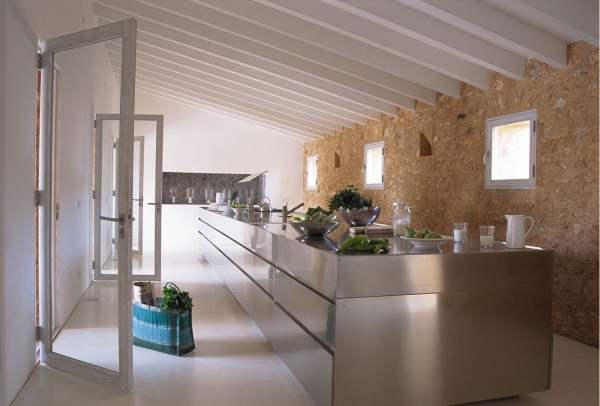 A-Renovated-House-In-Mallorca-6