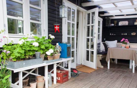 A Scandinavian Dream Inside An Adorable Tiny Home (8)