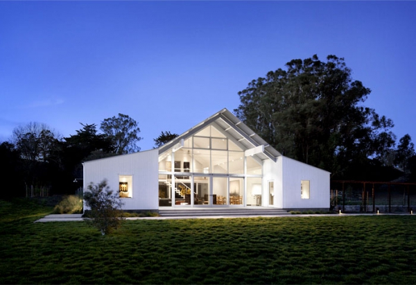 Contemporary Country Home (1)