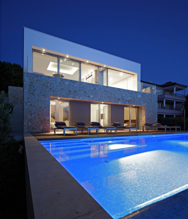 Contemporary-House-On-The-Adriatic-10