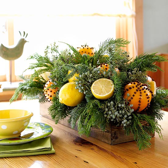 Add-Flower-Arrangements-To-Your-Festive-Decorations-14