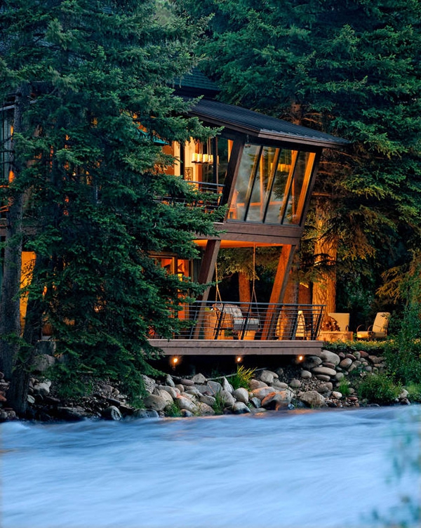 Amazing riverside house Colorado