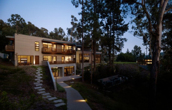 Modern Three Storey House Los Angeles (19)