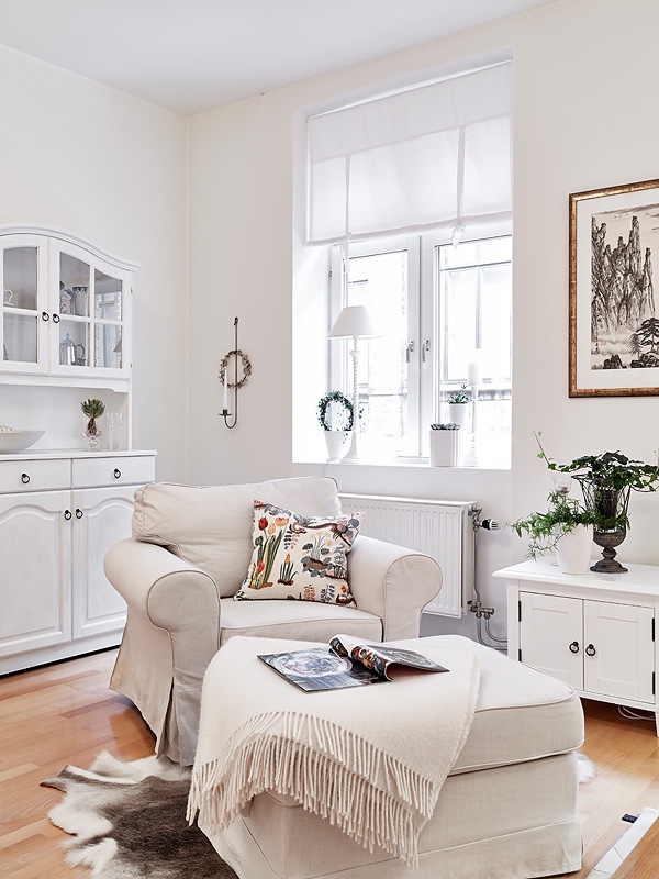 Awesome white décor - Adorable Home