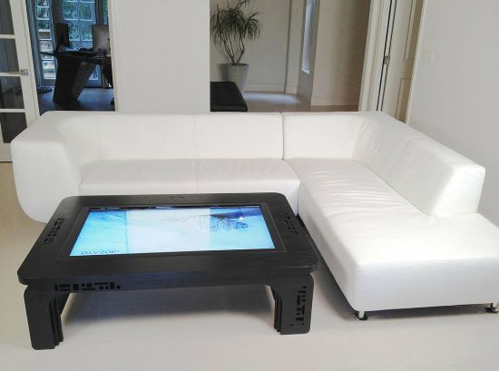 Bring-A-Little-Fun-Into-Your-Living-Room-With-This-Multi-Touch-Table-4