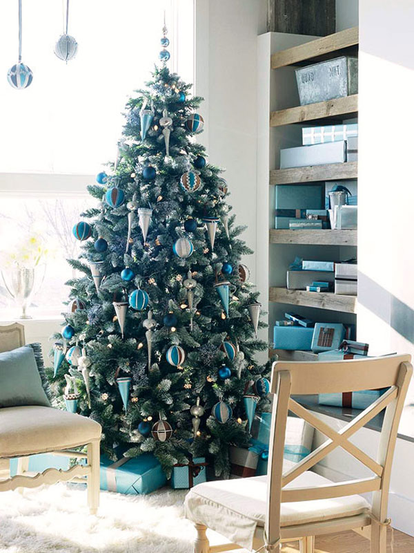 Christmas-Home-Decoration-In-Blue-2