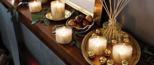 Christmas-Mantelpiece-Decorating-Ideas-1