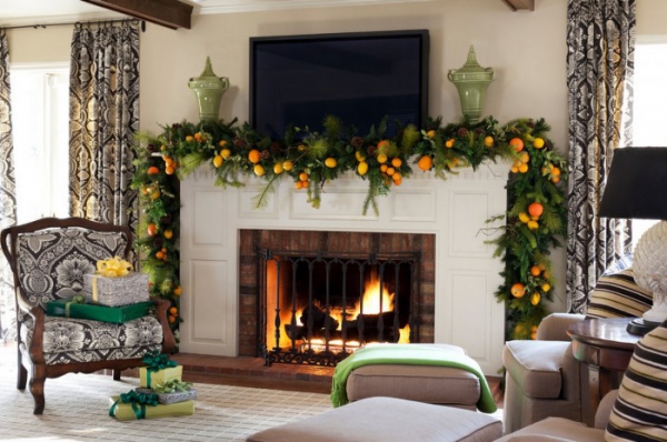 Christmas-Mantelpiece-Decorating-Ideas-9