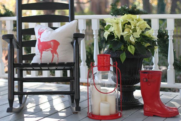 Christmas-Porch-And-Front-Door-Decorating-Ideas-5