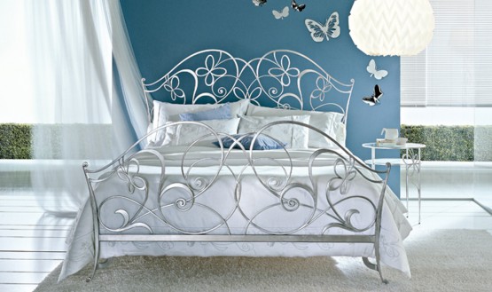 Classic-Wrought-Iron-Beds-By-Ciacci-13