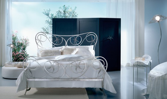 Classic-Wrought-Iron-Beds-By-Ciacci-21