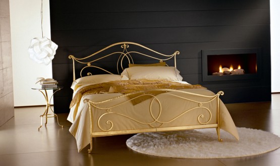 Classic-Wrought-Iron-Beds-By-Ciacci-4