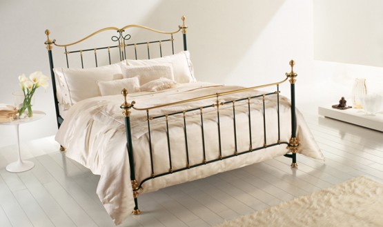 Classic-Wrought-Iron-Beds-By-Ciacci-8