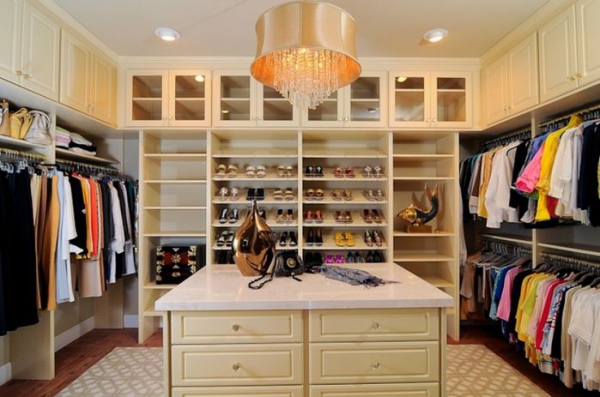 Closet Designs Your Clothes Would Die For (6).Jpg