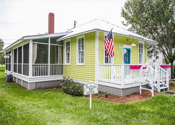 Colorful-Cottage-With-The-Cuteness-Factor-1