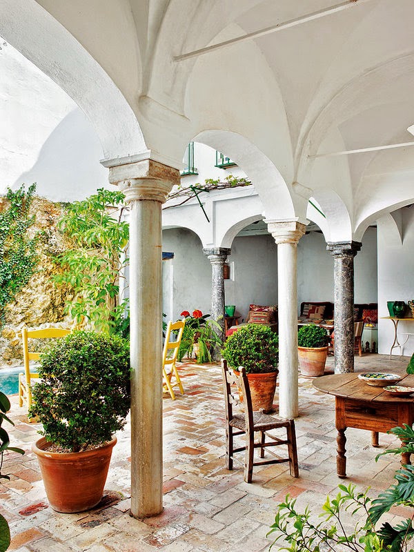 Colorful House In Seville   (2)