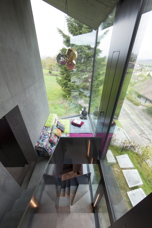 Concrete Ideas And Contemporary Purple Interiors (5)