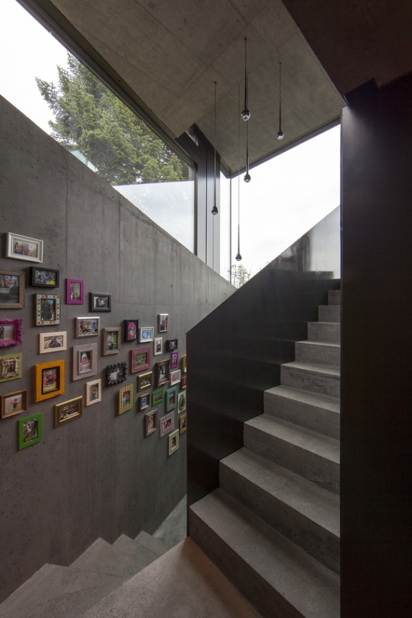 Concrete Ideas And Contemporary Purple Interiors (9)