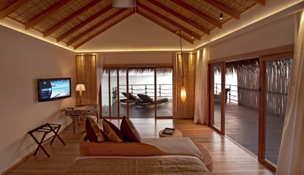 Constance-Moofushi-Resort-9