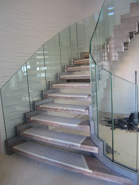 Contemporary Staircases Can Make A Home (8)