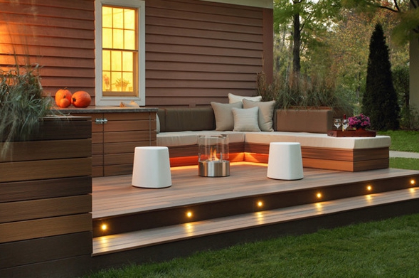 Deck-Lighting-Solutions-3