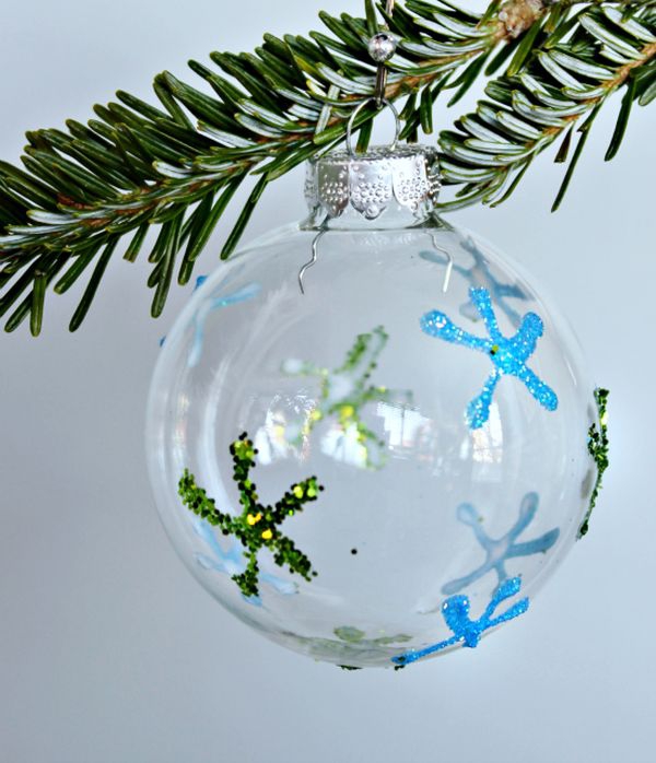 Decorate-With-Christmas-Ball-Ornaments-20