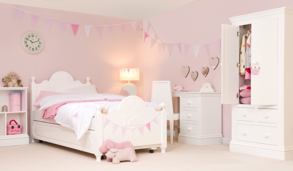 Decorating-A-Kids-Room-With-Style-1