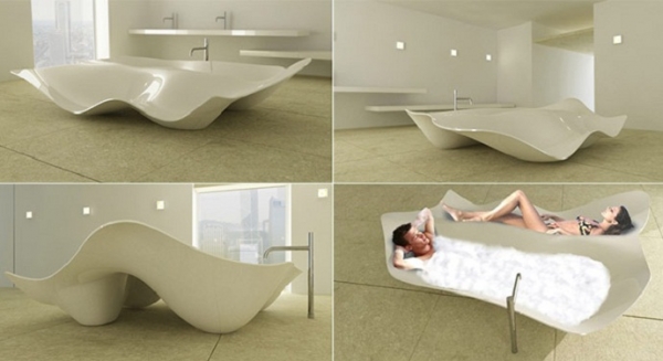 Double-Bathtubs-For-Romantic-Moments-3