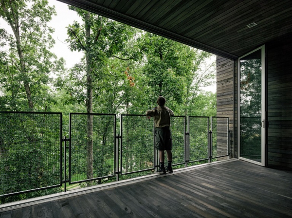 Element-Of-Play-In-This-Innovative-Tree-House-Design-5