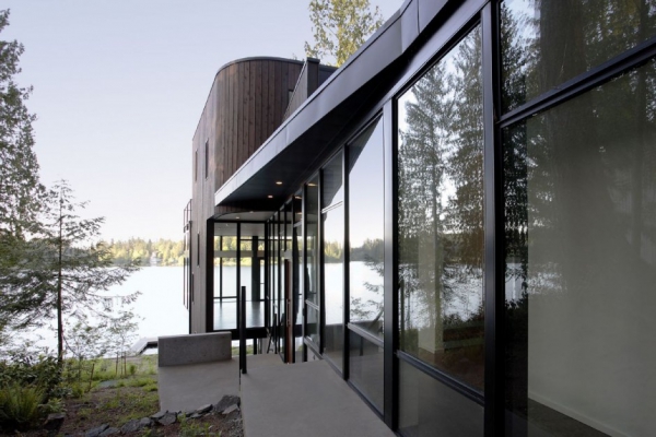 Flowing-Lake-House-4