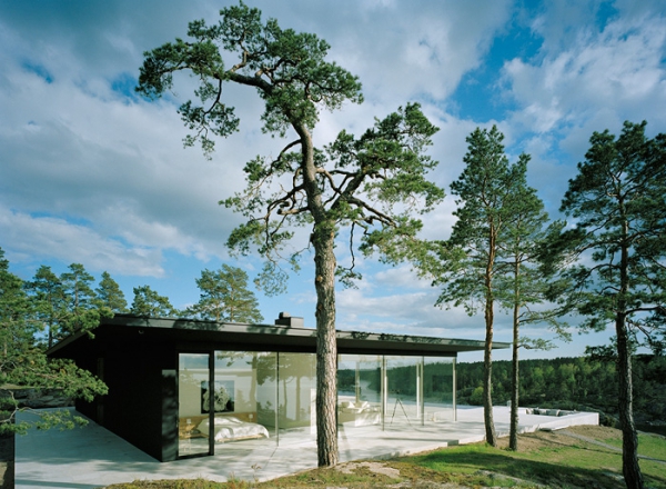 Glass-Summer-House-In-Sweden-4