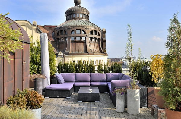 Gorgeous-Terrace-A-Fantastic-Addition-To-Your-Busy-Lifestyle-1