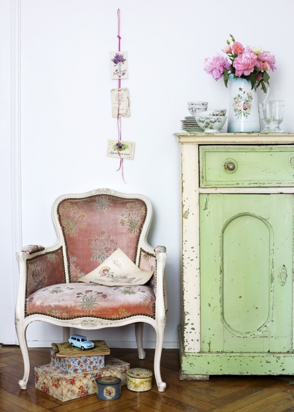 How To Work With Shabby Chic