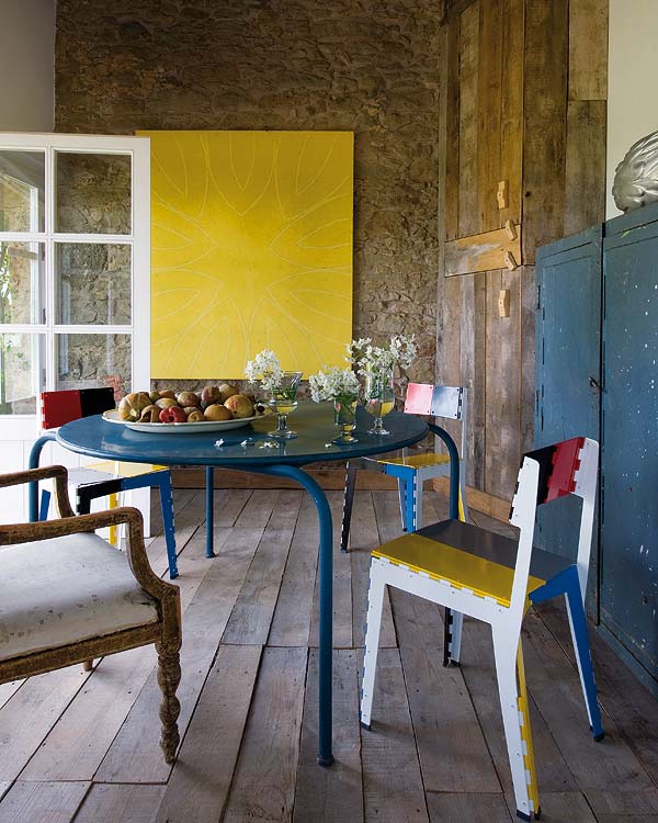 Impressive-And-Adorable-Restored-Farmhouse-3