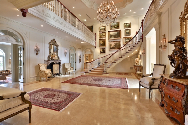 Luxurious Mansion  (4)
