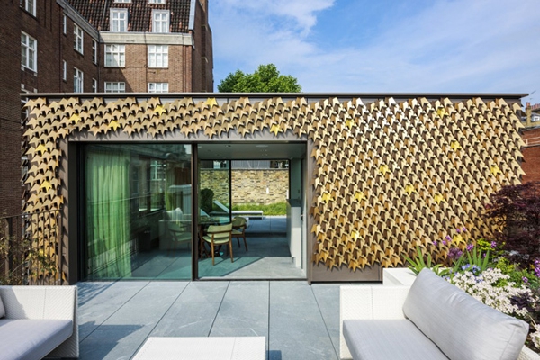 Leaf-Inspired-Contemporary-Facade-11