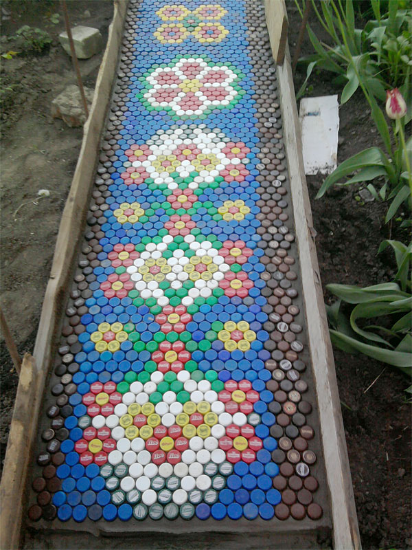 Lovely-Garden-Pathway-Ideas-6_0